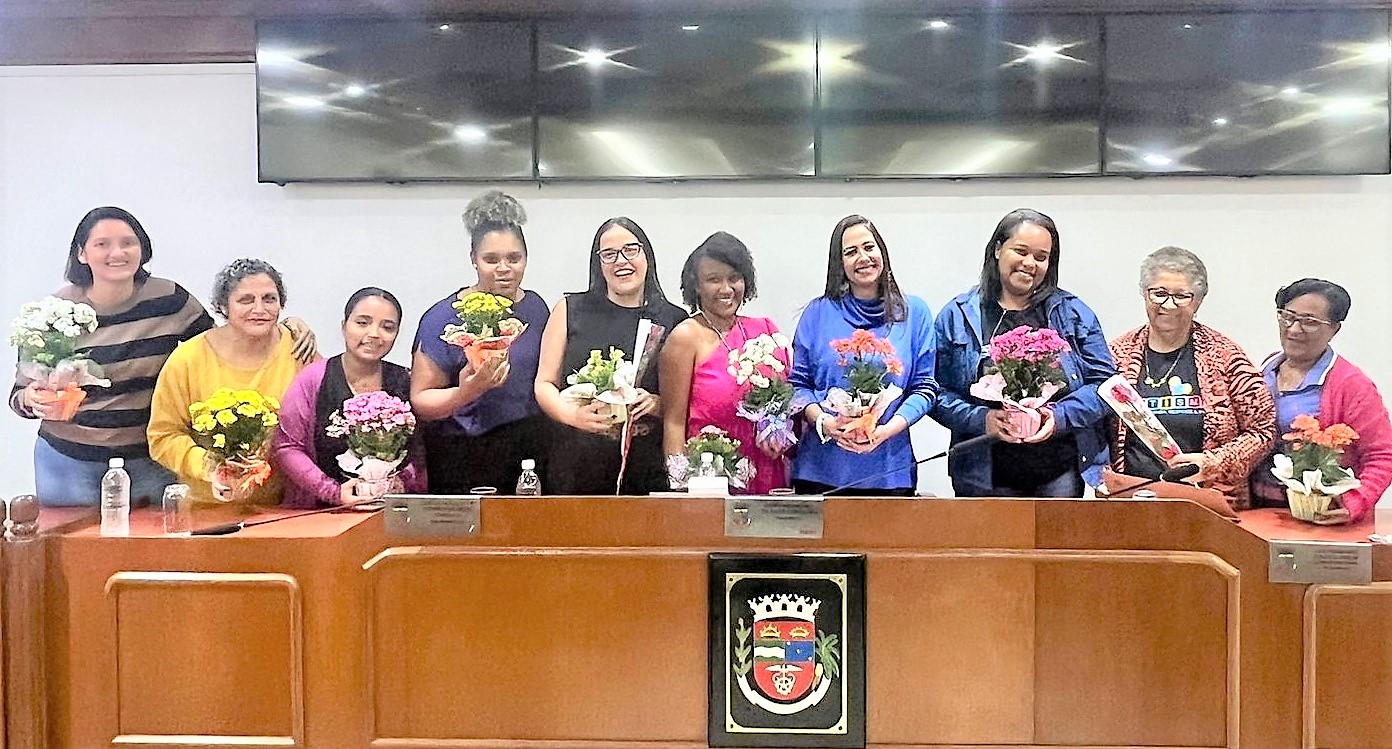  Câmara Municipal de Piraí promove sessão especial em comemoração ao Dia das Mães